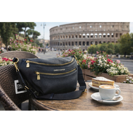 Torebka Damska nerka Listonoszka włoskiej marki Enrico Coveri EC2151 Czarna
