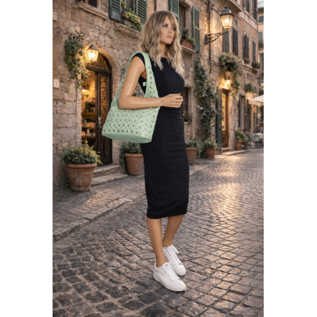 Torebka damska worek pojemna na ramię z ćwiekami duża torba HJ1357 Zielona