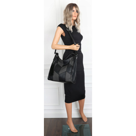 Torebka damska worek shopper pojemna torba na ramię frędzle MC675 Czarna