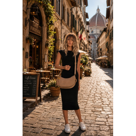 Torebka damska półksiężyc frędzle ćwieki na ramię elegancka CC3543 Beżowa